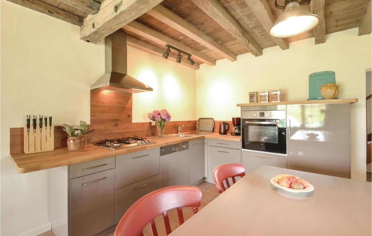 Lovely Home In Charritte De Bas With Wifi Extérieur photo